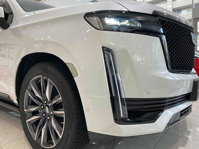 CADILLAC ESCALADE - 7