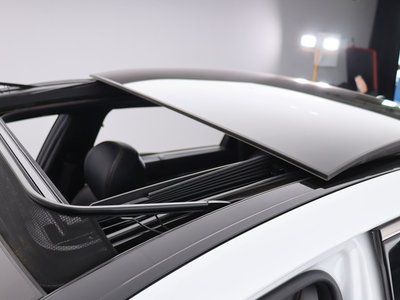 2020 Genesis G80 — миниатюра 17