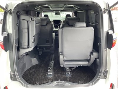 2025 Toyota VELLFIRE thumbnail 34