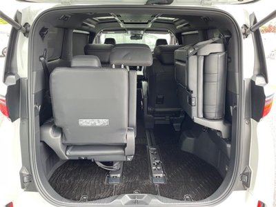 2025 Toyota VELLFIRE thumbnail 33