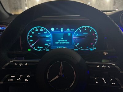 MERCEDES-BENZ GLC - 5