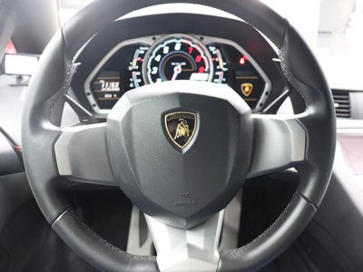 صورة مصغرة 11 لـ 2012 Lamborghini AVENTADOR