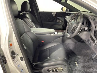 LEXUS LS - 5