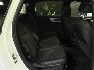 2022 AUDI Q7 — миниатюра 18