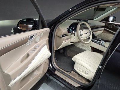 GENESIS GV80 - 10