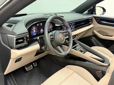 2025 Porsche MACAN — фото 4