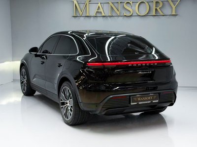 2025 Porsche MACAN — фото 5