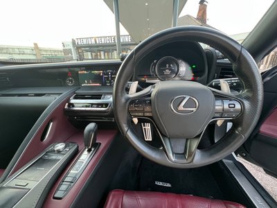 2017 Lexus LC — миниатюра 54