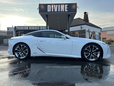 2017 Lexus LC — миниатюра 14