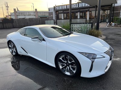 2017 Lexus LC — миниатюра 15