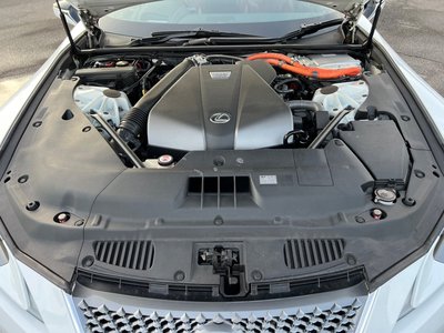 2017 Lexus LC — миниатюра 39