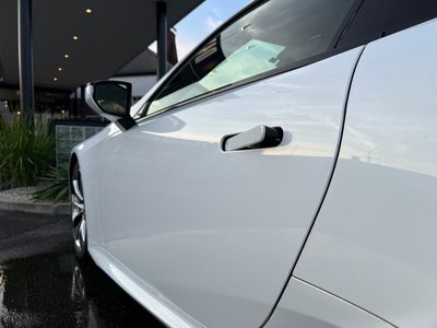 2017 Lexus LC — миниатюра 47