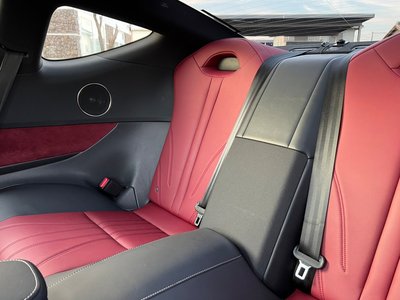 2017 Lexus LC — миниатюра 24