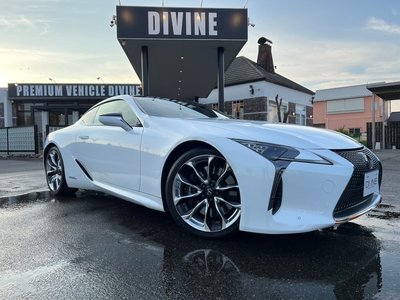2017 Lexus LC — миниатюра 13