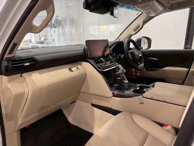 صورة مصغرة 54 لـ 2025 Toyota LAND CRUISER 300