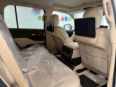 صورة مصغرة 64 لـ 2025 Toyota LAND CRUISER 300