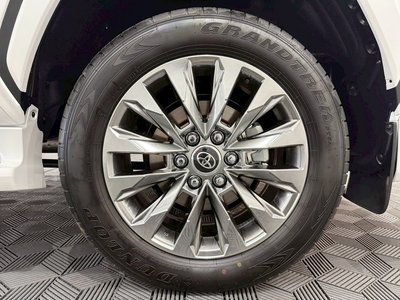 صورة مصغرة 22 لـ 2025 Toyota LAND CRUISER 300