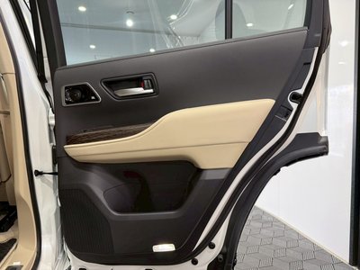 صورة مصغرة 41 لـ 2025 Toyota LAND CRUISER 300