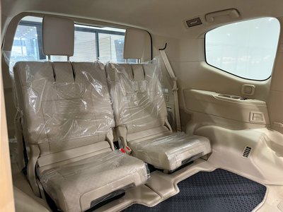 صورة مصغرة 69 لـ 2025 Toyota LAND CRUISER 300