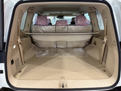 صورة مصغرة 71 لـ 2025 Toyota LAND CRUISER 300
