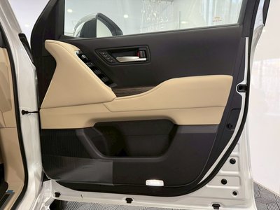 صورة مصغرة 37 لـ 2025 Toyota LAND CRUISER 300