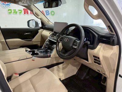 صورة مصغرة 26 لـ 2025 Toyota LAND CRUISER 300