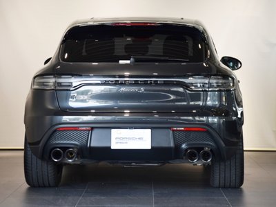 PORSCHE MACAN - 6