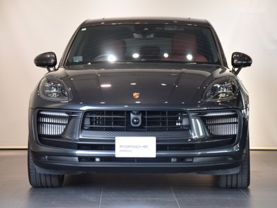 PORSCHE MACAN - 5