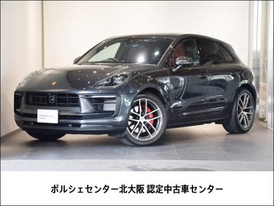 PORSCHE MACAN - 1