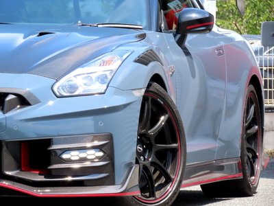 NISSAN GT-R - 9