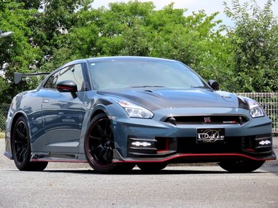 NISSAN GT-R - 6