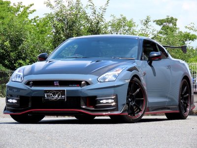 NISSAN GT-R - 7