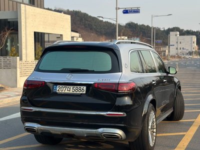 MERCEDES-BENZ GLS - 4