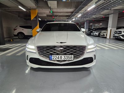 GENESIS G80 (RG3) - 1