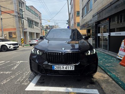 صورة 1 لـ 2025 BMW X5