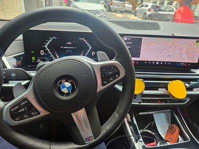 صورة 9 لـ 2025 BMW X5