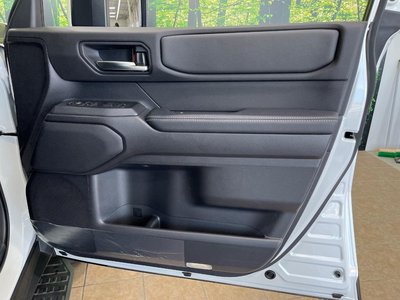 صورة مصغرة 27 لـ 2024 Toyota LAND CRUISER 250