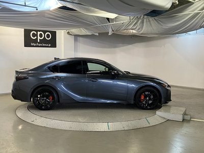 LEXUS IS - 10