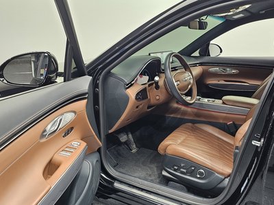 2022 Genesis GV70 — миниатюра 13
