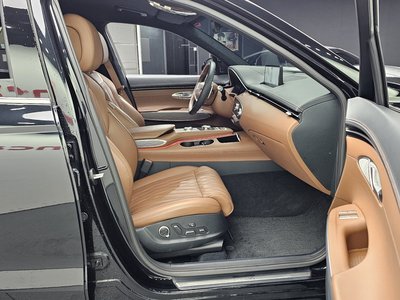 2022 Genesis GV70 — миниатюра 16