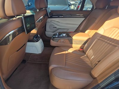 2020 Genesis G90 — миниатюра 14