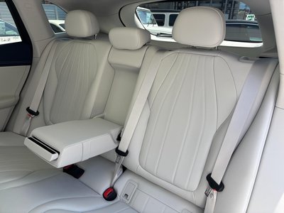 2024 Mercedes-BENZ EQE 缩略图 25