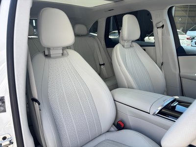 2024 Mercedes-BENZ EQE 缩略图 13