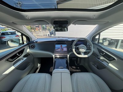 صورة 10 لـ 2024 Mercedes-BENZ EQE
