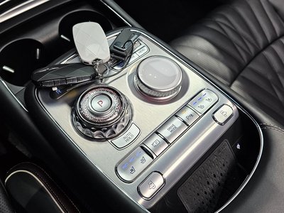 2022 Genesis G90 (RS4) — миниатюра 12