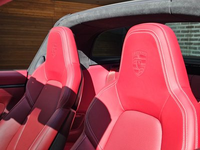 PORSCHE 911 TARGA - 10