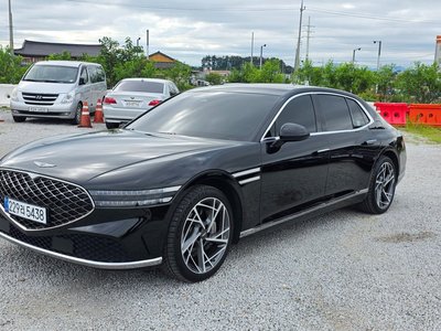 2022 Genesis G90 (RS4) — миниатюра 17