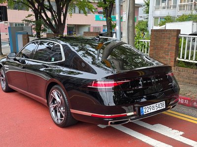 صورة 4 لـ 2022 Genesis G90 (RS4)