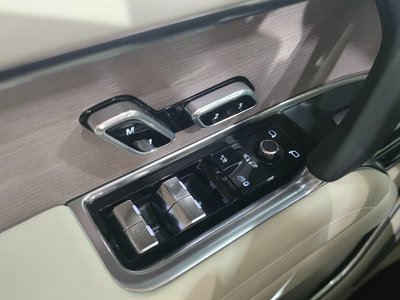 2025 LAND Rover RANGE ROVER 缩略图 14