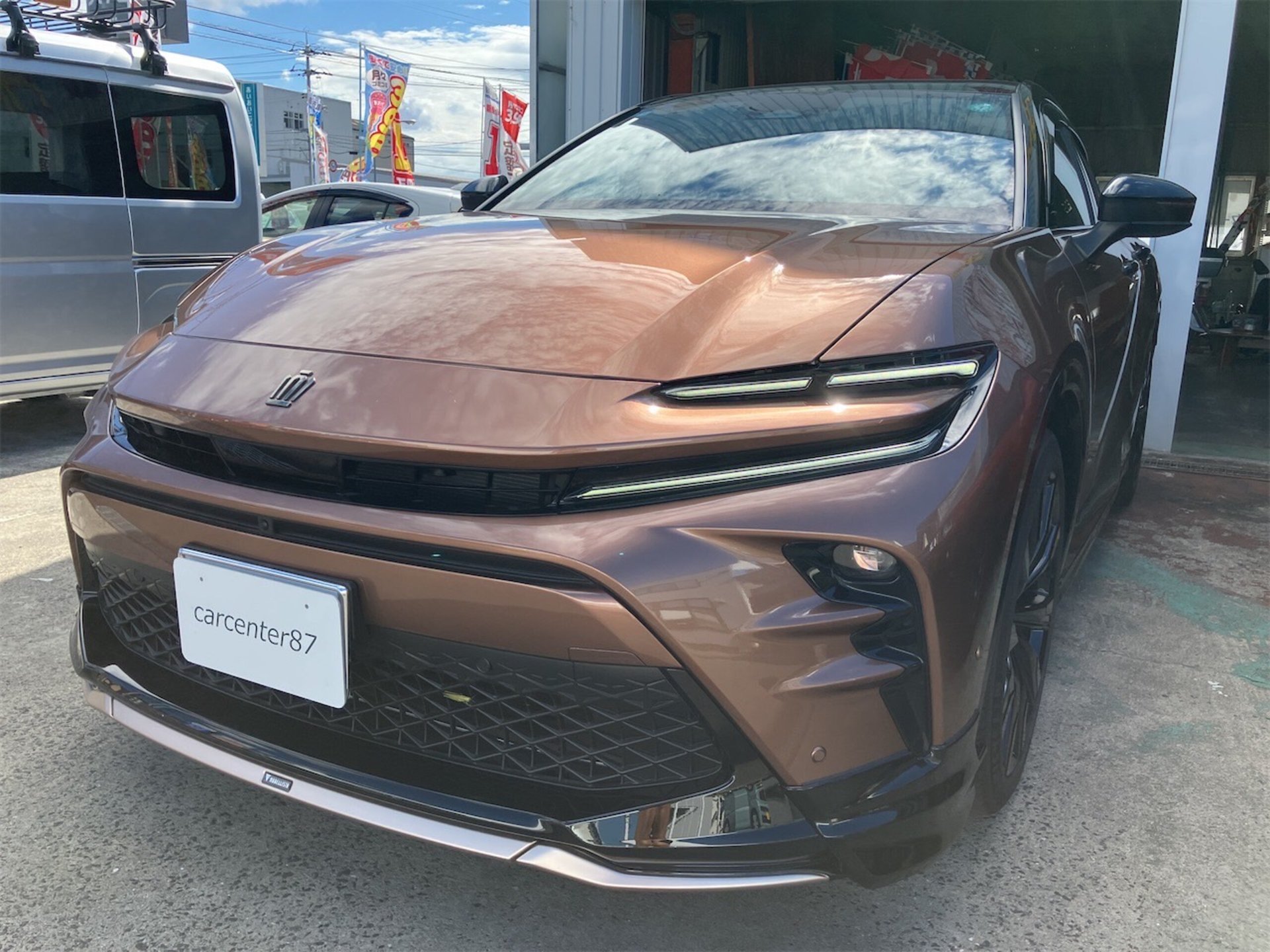 TOYOTA CROWN SPORT - View 1